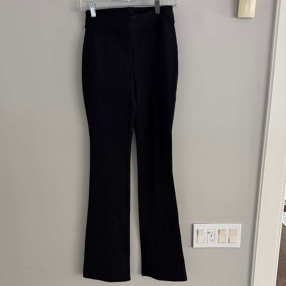 ALO yoga pants